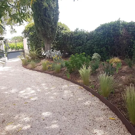 En Drome Provencale Apartment